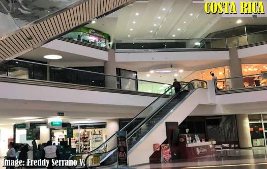 The Cariari shopping mall Discover Cariari – An American style master-planned community